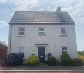 3 Bedroom Detached House For Sale In Midway, 3 bedrooms