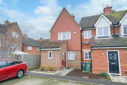 2 Bedroom End Of Terrace House For Sale In Hockliffe, 2 bedrooms
